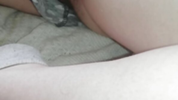 Meine Frau sexfilme mit ältere frauen in kurzen Hosen lockte mich nach der Arbeit ins Bett