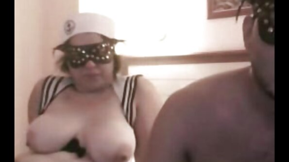 Gieriges pornofilme frauen ab 50 nasses rosa Babe fickt sich selbst, um Schwanz zum Orgasmus zu küssen