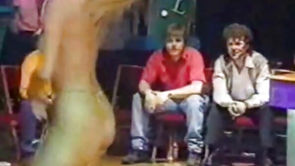18-jährige Teenager kostenlose pornos reife frauen filmten ihren ersten Sex auf Video