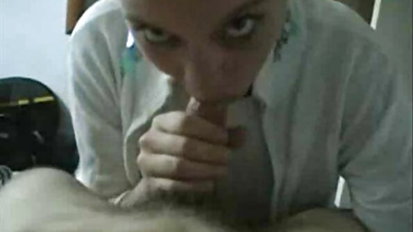 sie behandelte ihn sexfilme frauen ab 50 mit Krämpfen ihrer Finger und ihre Muschi pinkelte eng