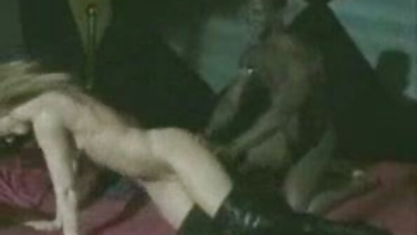 Harter sex pornos frauen ab 40 mit Stripperin