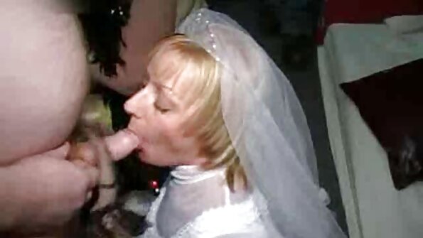 Ein sexy Stück kostenlose pornofilme mit reifen frauen sinnliches Ficken, wissend, dass sie mit einem Kuss zurückgezahlt wird.