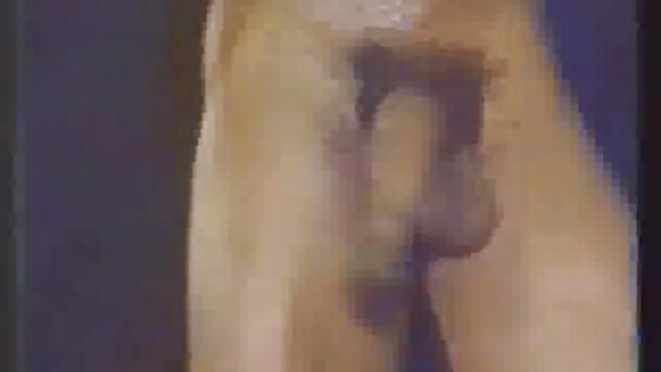 Die kostenlose pornofilme reife frauen Augen verbunden und ohne Reue geküsst